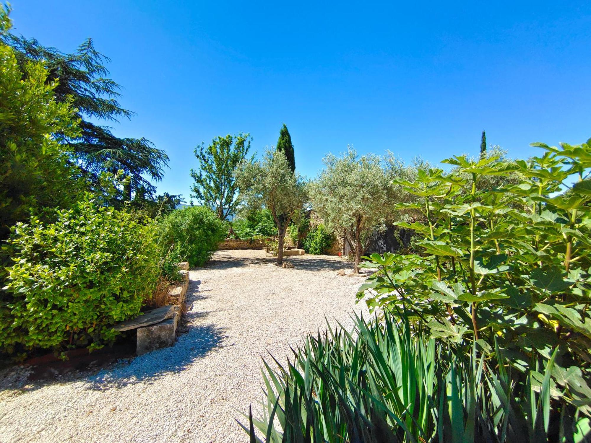 Rue Du Chateau A Cabrieres D'Avignon Bed and Breakfast Εξωτερικό φωτογραφία