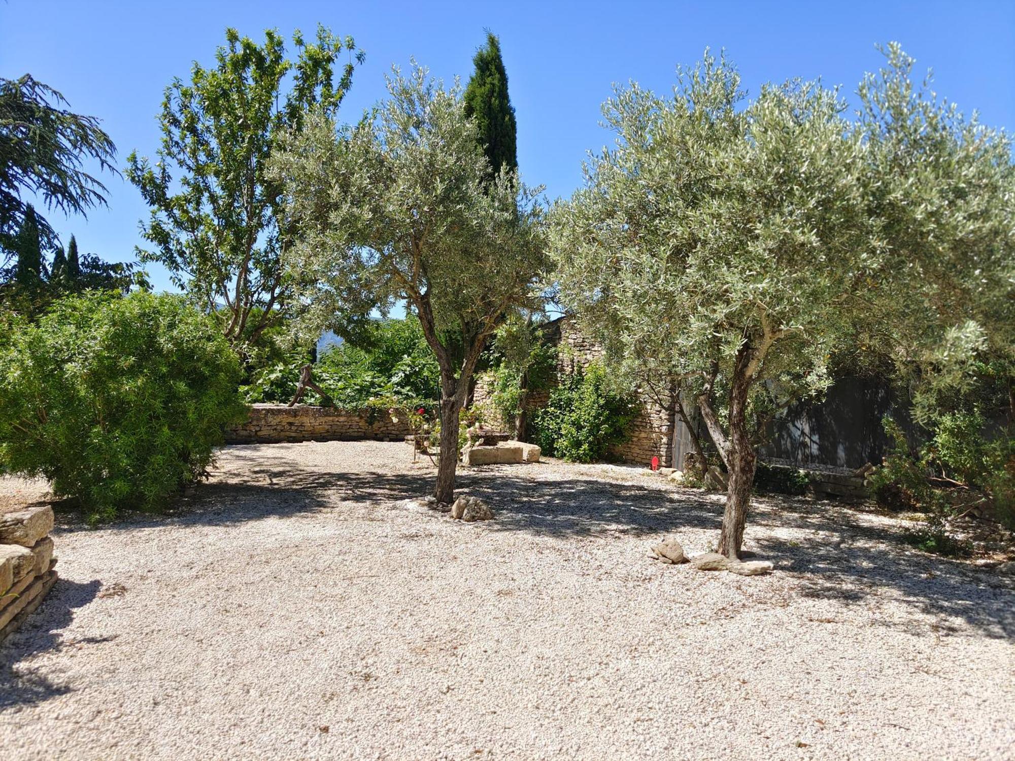 Rue Du Chateau A Cabrieres D'Avignon Bed and Breakfast Εξωτερικό φωτογραφία