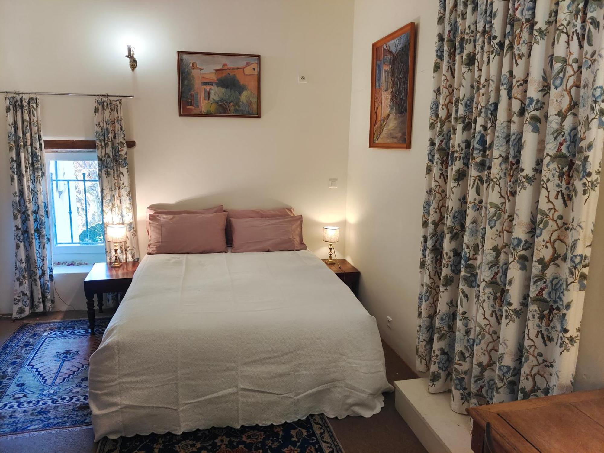Rue Du Chateau A Cabrieres D'Avignon Bed and Breakfast Εξωτερικό φωτογραφία