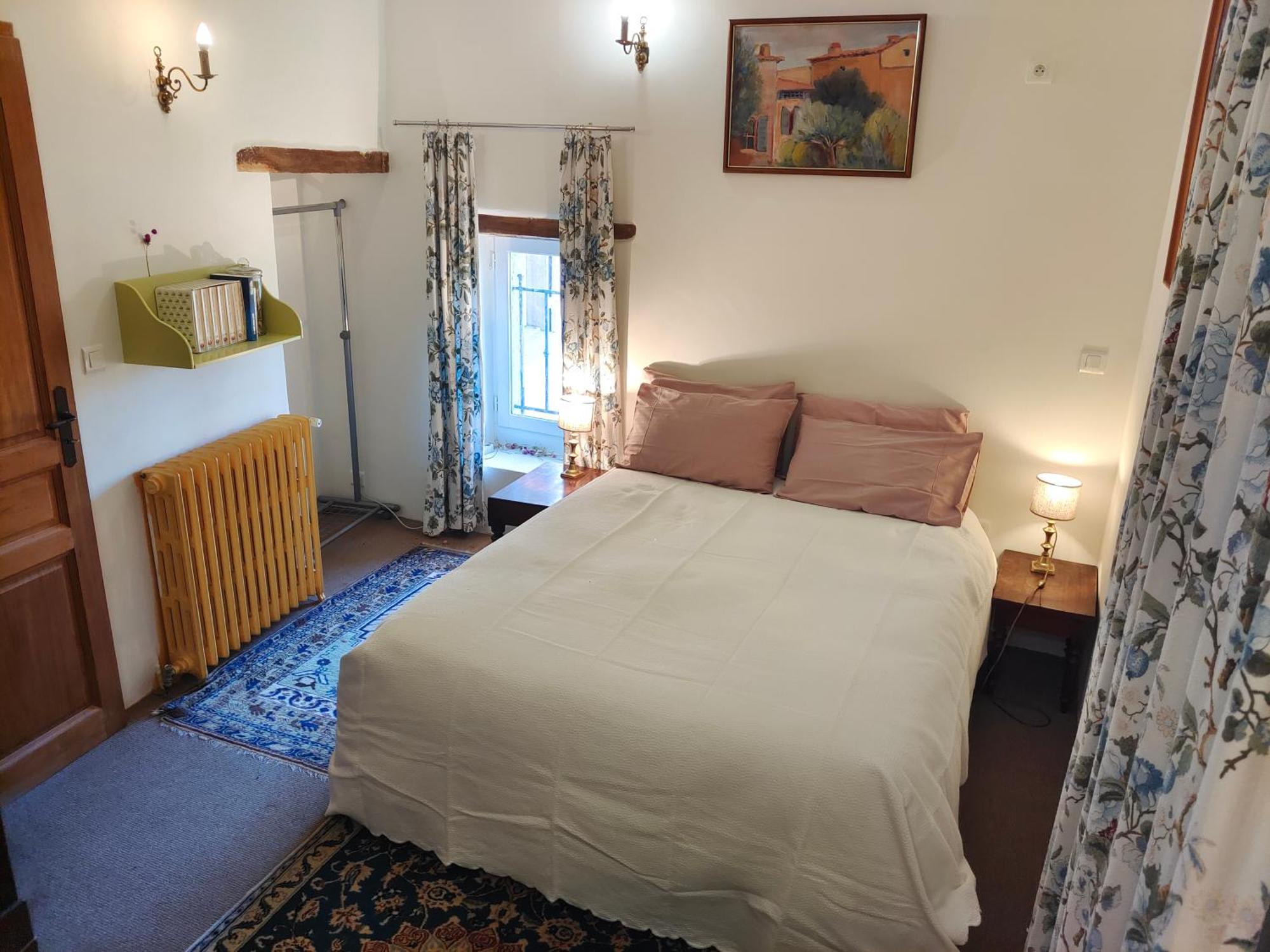 Rue Du Chateau A Cabrieres D'Avignon Bed and Breakfast Εξωτερικό φωτογραφία