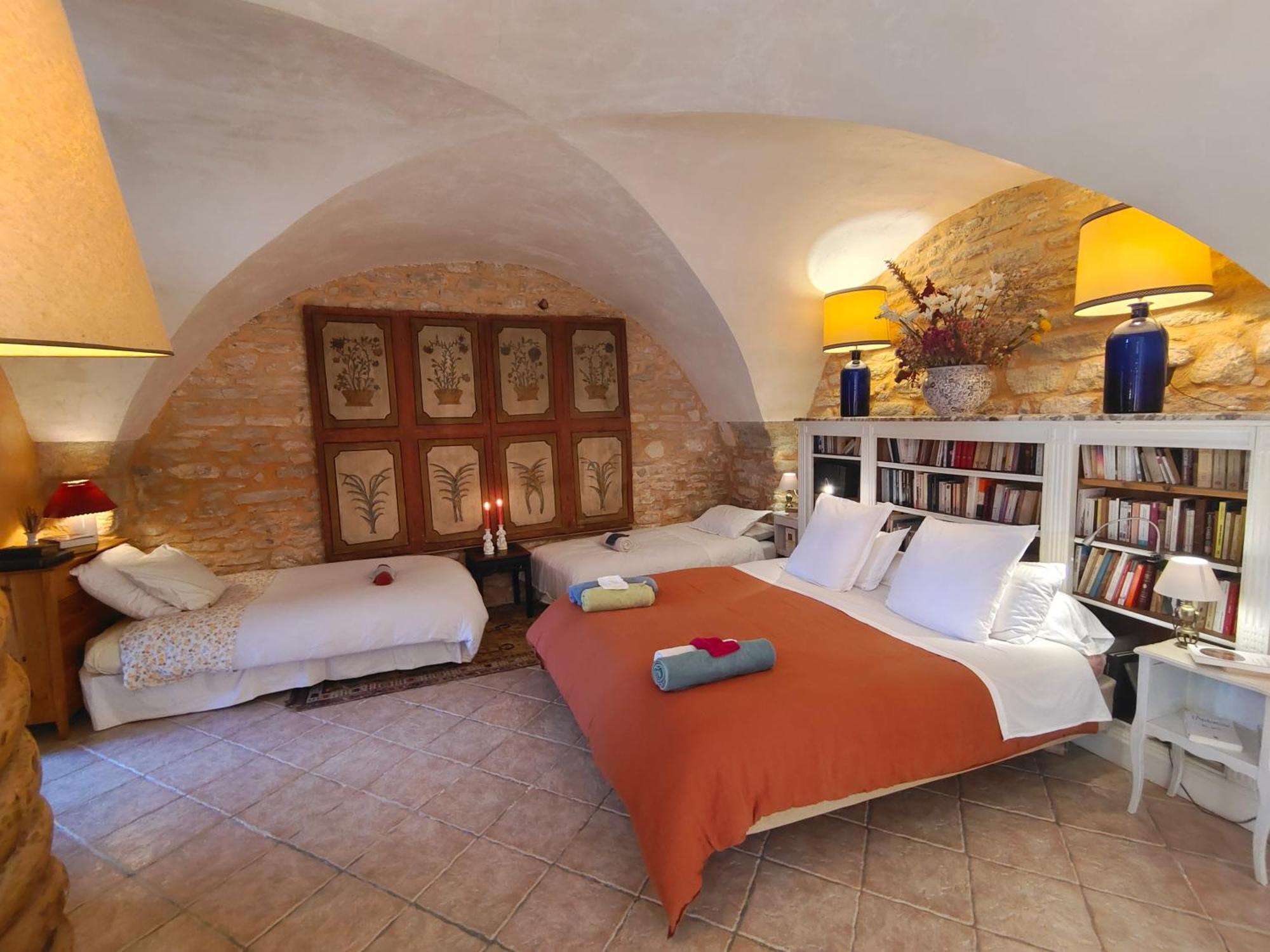 Rue Du Chateau A Cabrieres D'Avignon Bed and Breakfast Εξωτερικό φωτογραφία